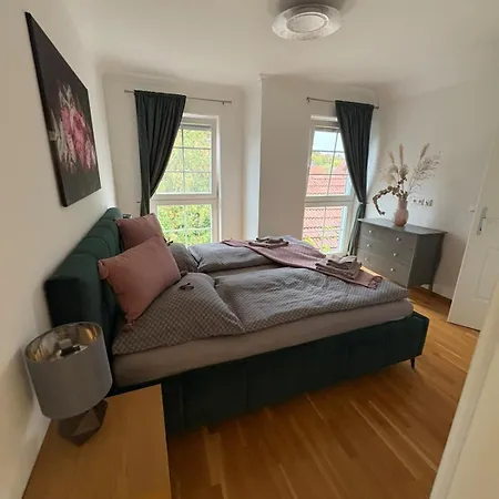 Charming, Cozy House Near Munich Исманинг