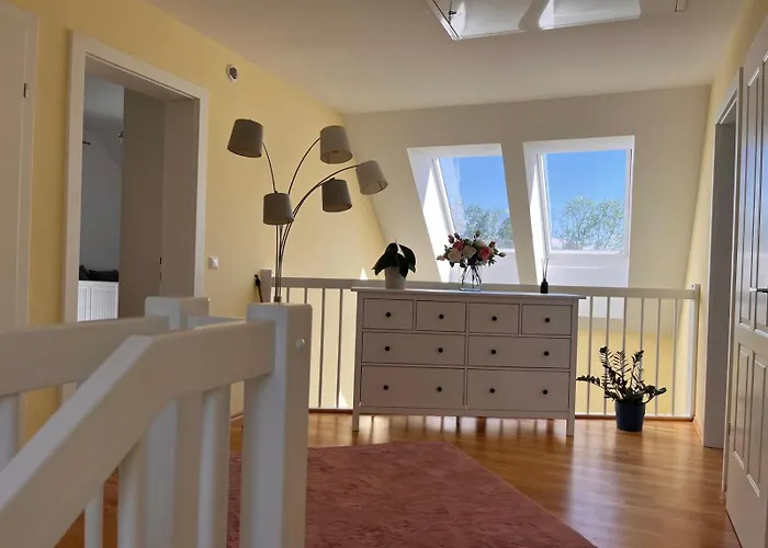 Charming, Cozy House Near Munich Исманинг