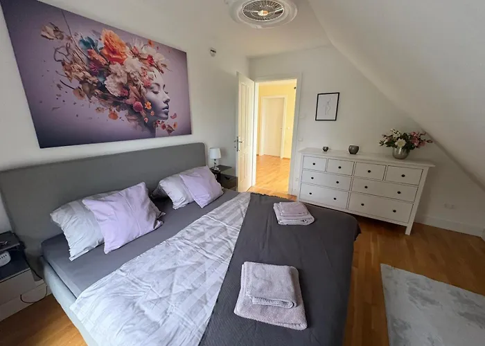 Charming, Cozy House Near Munich Исманинг