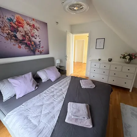 Charming, Cozy House Near Munich イスマニング